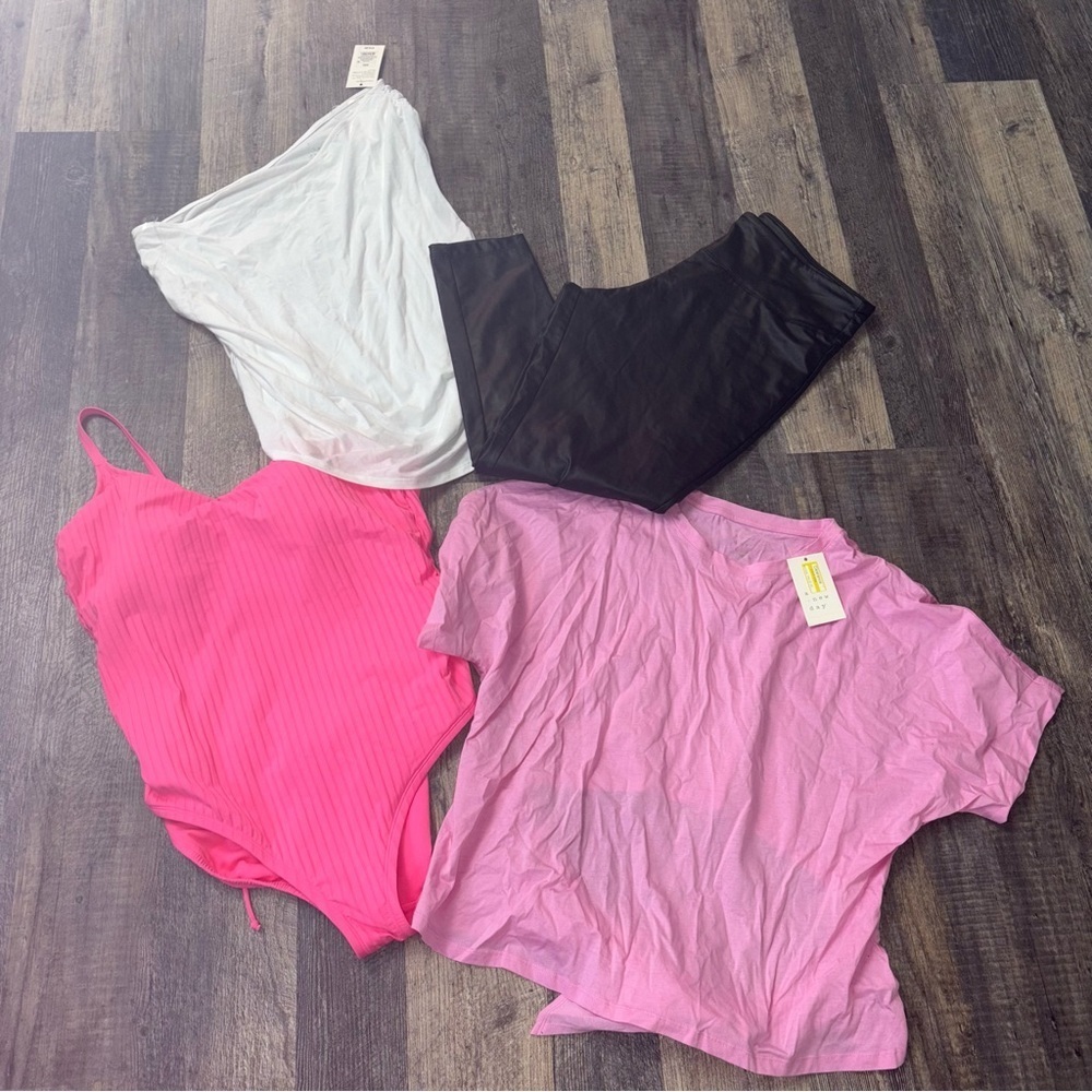 Women’s plus size 2x clothing lot bundle NWT